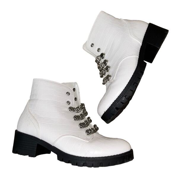 Sugar Obvi Combat Boots White/Cream Croco Size 7.5 chain top detailing side zip - Picture 3 of 9